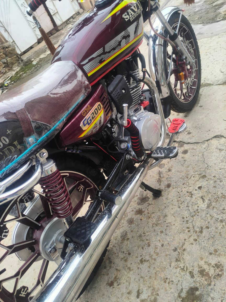 دراجة سيفان محرك 200cc موديل 2025 زيرو مستخدم شهر ابو الدرع محرك شرط وين من تفحص افحص شرط من ويل للويل منفيس موجود تشغيل عن بعد مكاني جنوب الموصل ناحية الشورة السعر 850 وبي مجال للاستفسار أكثر ***********
