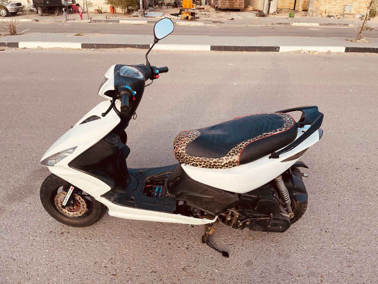 ماكس مضلع ياباني ما مفتوحه شغاله سلف هندر السعر 500 وبيه مجال  مكاني بصره دور الشرطه رقمي ***********
