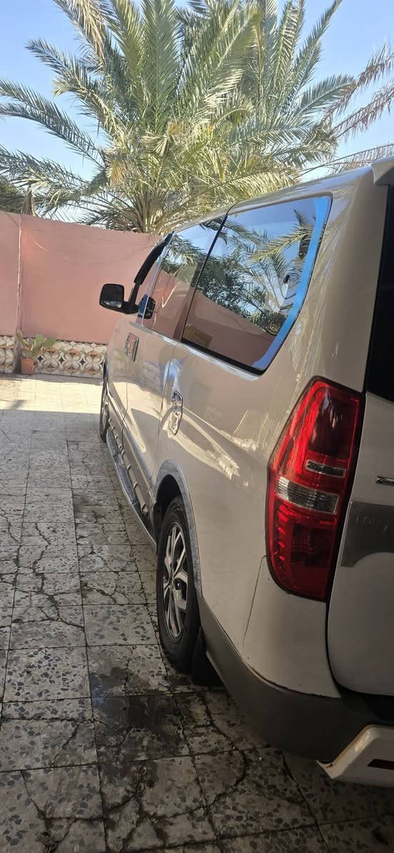 السلام عليكم ستاركس مديل 12 معلايه 15 مكفوله من كلبه كصه عيب شرعي اوصليات اكفله كير ومكينه كسر كارتون وحداديه توا مسويه منضومت تبريد جديده سياره منقصه برقي رقم بصره بسمي رقم الماني السعر 175 وبيه مجال توصل ***********
