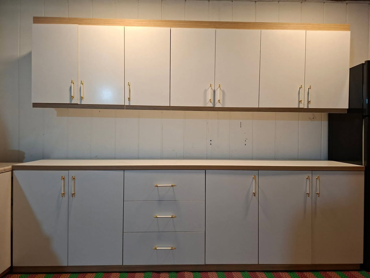 سلاو به ريزان كه وانته ركامل ئيم دي ئيف زور خاوينه سه روبن دريژي سي مه تره سنگه كه ي دوو مه ترونيوه بو فروشتن )(***********)شوين رانيه
