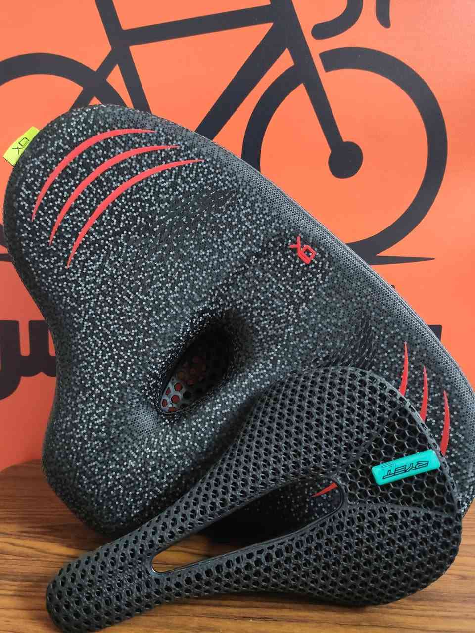 جماعة الاوزان العالية والمسافات الطويلة والترحال ✅ 💪🏻

متوفر قطعة سرج طبي مريح جدا حجم عملاق حجمه موضح بالصور 😍

يحتوي على دبلات 2 ممتص للصدمات ✅

متوفر توصيل سريع لباب بيتك لكل محافظات العراق! ⚡🚚

يمكنك الطلب الان عبر الصفحة 📩

للحجز: *********** ☎️

تابعونا ليصلكم كل جديد أول بأول! 💥

#رايدر_بلس
