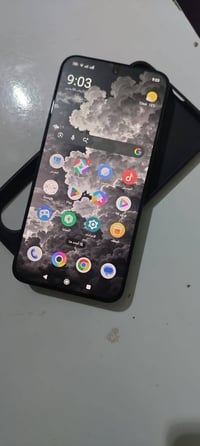 بوكو F7 • ٢٥٦ جيجا • رام ٢٤