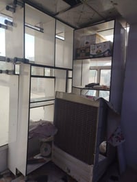 باترينات ورفرف للبيع اتصل على الرقم ٠٧٨٤٥٨٩٠١٤٦