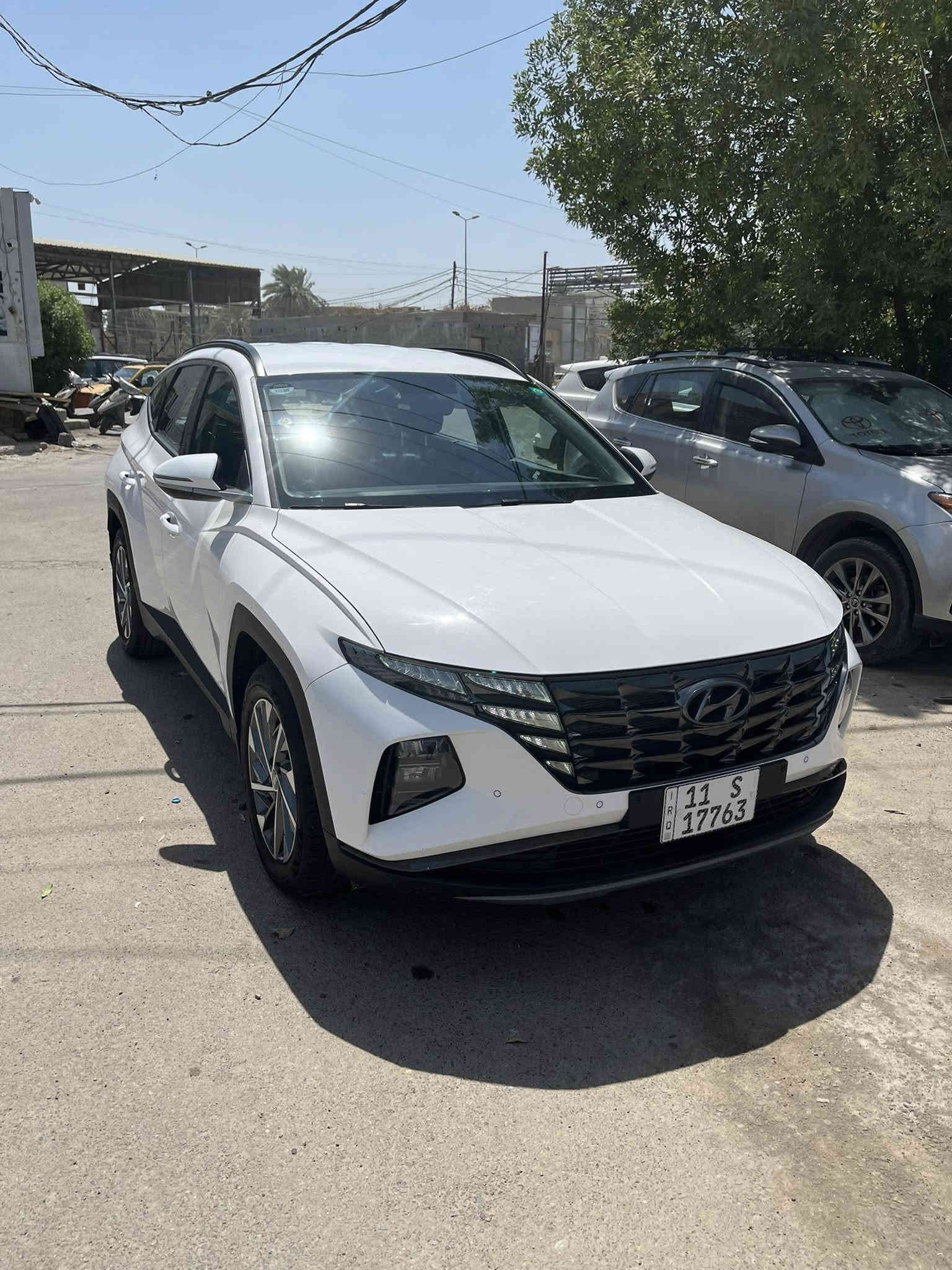 توسان 2023
السعر 199 ورقة
ماشية 27 الف كيلو
فول عدا البانوراما
خليجي
شاشة ايباد
بصمة تشغيل وابواب
تشغيل عن بعد
كشنات الامامية اثنينهن كهرباء
شاشة كار بلي
لايت دوار وية الستيرن
بردات خلفية اصلية
حساسات امامي خلفي اصلية
اوتوهولد
شاحن واير ليس
تبريد قطعتين
هاند بريك بصمة
مري شفط
كامرة دوارة
رقم بغداد باسمي
بيها طخة بالباب الخلفي مامصلحة موضحة بالصور
السيارة سابقاً بيها جلوخ مال خباثة ومعالجيها وبيها بارد قليل بالباب 
ورة الصدر
السيارة مكفولة من الصبغ حتى الدعاميات بدون صبغ
محرك كير كله مكفول 
السنوية لغاية 2028
مكان السيارة الكاظمية
السعر 199 ورقة قفل
***********
