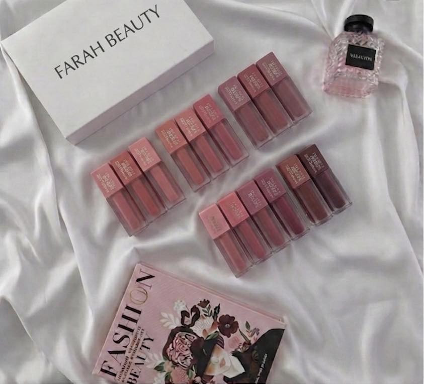 ⸻

 • في Farah Beauty… اختاري جمالك بطريقتك 💄
 • كل اللي تحتاجينه لإطلالة مميزة موجود هنا ✨
 • دللي نفسك مع Farah Beauty لأنك تستحقين الأفضل 💖
 • عروضنا مصممة خصيصاً لإبراز جمالك 😍
التوصيل مجاني داخل مجمع بسمايا السكني 🎈🎈
وللتواصل والاستفسار على الرقم
***********
