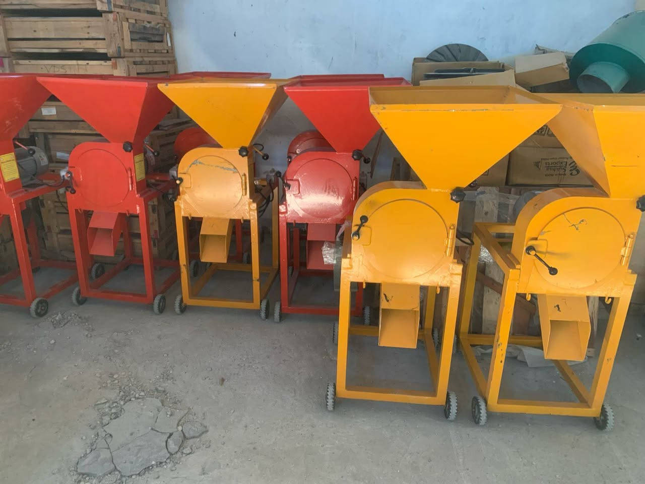 جاروشه اعلاف
٣ حصان
 سنكل فيز 
ياتي معها ٦  (مصافي ) غرابيل درجات نعومه وجوزه وكيبل 

للأستفسار الاتصال على الارقام
***********
***********   واتساب 
***********   واتساب 
العنوان / محافظه واسط / قضاء النعمانيه / مقابل مجلس بلدي وجامع الحاج جلال الكناني*
يوجد لدينا توصيل لجميع المحافظات العراقيه
