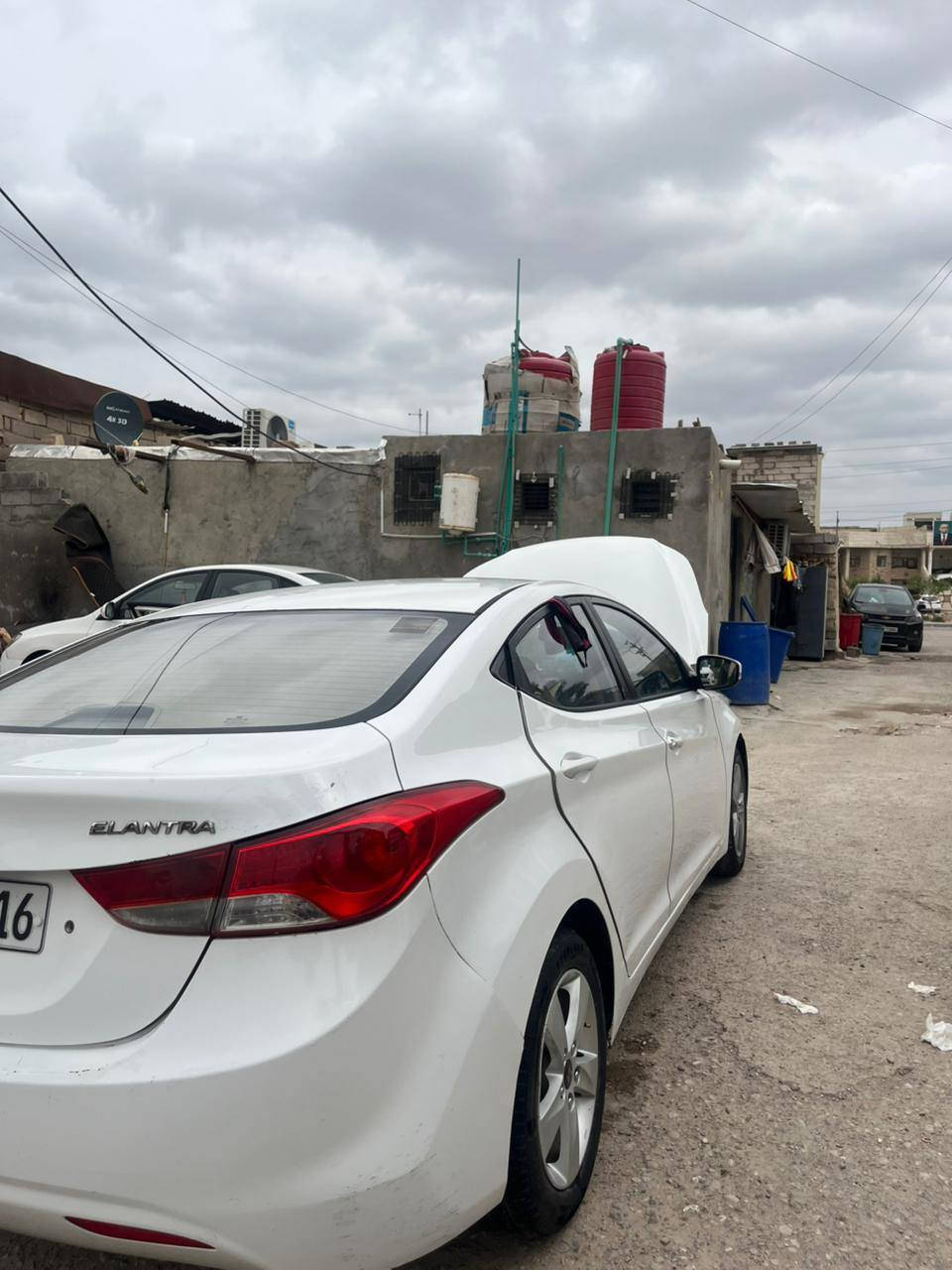 السلام عليكم اخوان
النترا 2013 خليجي
( بيها تعديل بالدوسات حار ، ورشات صبغ )
سيارة نص فول
تحكمات وشاشه وكامره دواره سياره حلوة ونضيفه مكينه 1600 دوش كير مكينه وتبريد كفاله 
رقم اربيل سنوية 2029 راعيها باربيل تريد تحويل تريد وكاله
 
السعر 96 وبيه مجال للشراي
(مكاني البصره كوت الحجاج) 
رقم الهاتف ***********
