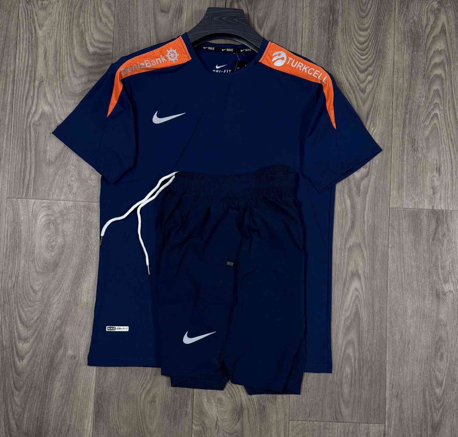 سعر التراك  : 18 قطعتين 35 

جملة ومفرد ✌️
تراك برمودة فوول ليكرا كوالتي ممتاز منشأ تايلندي ✅️
(تيشيرت مثقب نسخة لاعب - فلتر - وبرموده سحاب وتربروف )

القياسات :  L.Xl.XXl.XXXl استندر قياس جبير 

 توصيل جميع محافظات العراق 🇮🇶🚗

بغداد جسر ديالى القديم / نهاية شارع 60 

للحجز او الاستفسار المراسلة عبر الخاص او الاتصال 
***********
