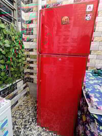 ديوان ١١مقعد • ثلاجة • مجمدة