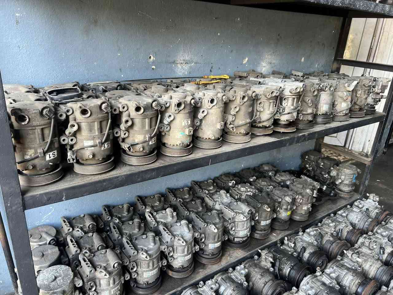 يوجد كمبريسر تبريد لجميع السيارات الكوريه 
شركة ماهر الحجار 
يوجد توصيل جميع محافظات العراق
للتواصل: ***********…….. ‭٠٧٥١ ١٥١ ٥١٦٨‬
