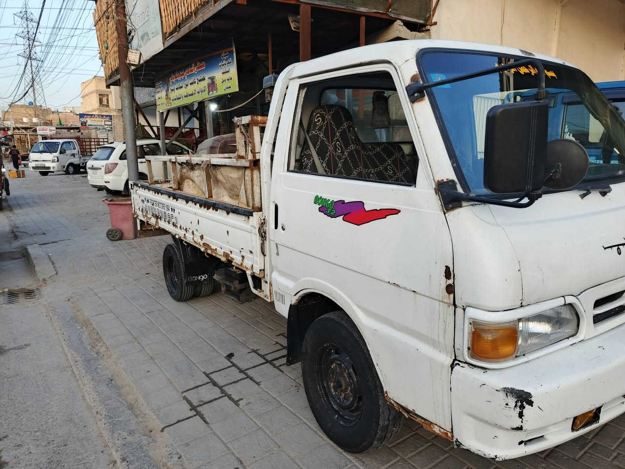 كيا بنكو موديل 95
رقم كربلاء. ***********
السعر 48 مكان بغداد مدينة الصدر
