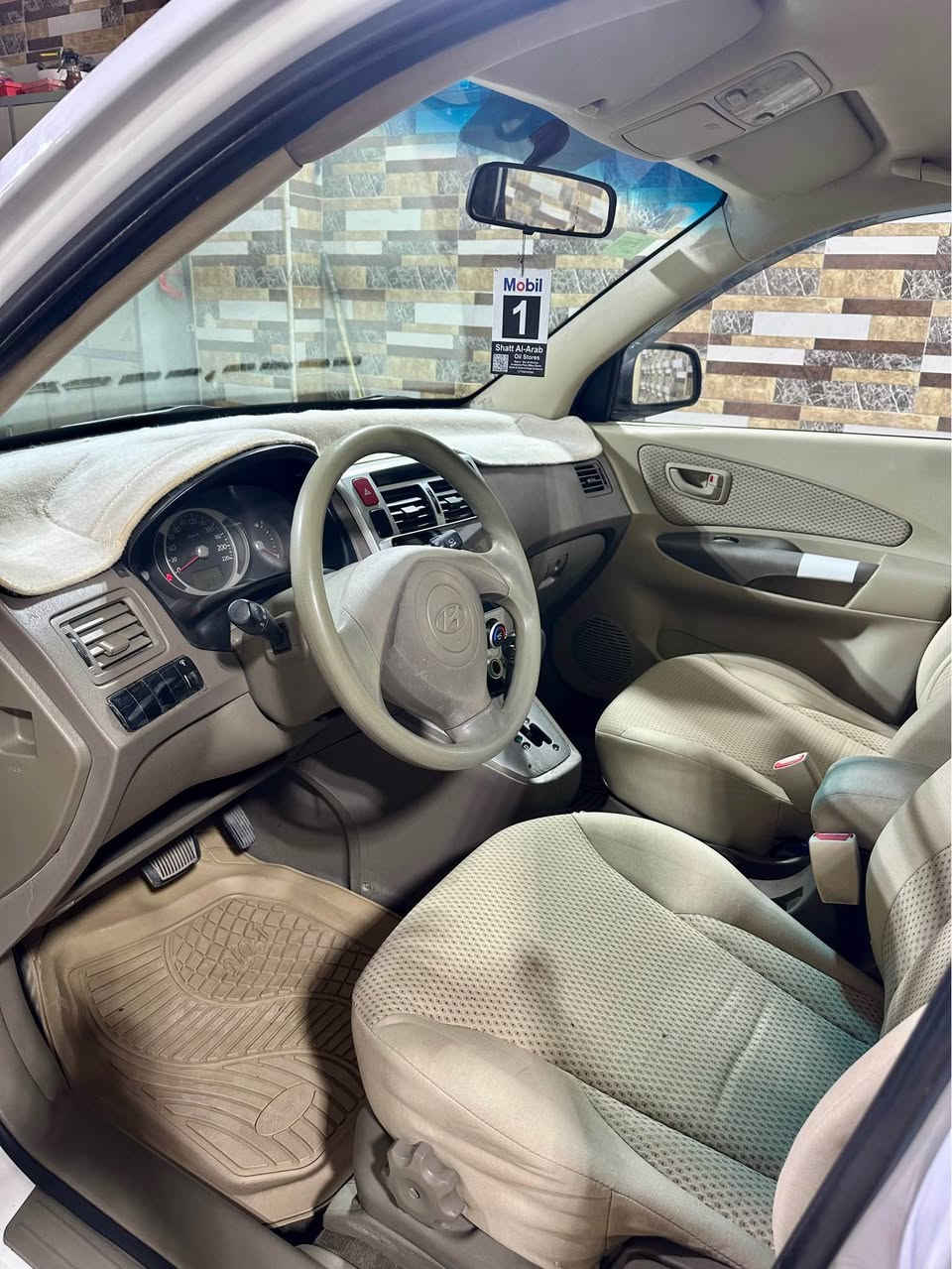 توسان 2010 خليجي مكفوله محرك 2000 دوش رقم بصره إنكليزي تحويل مباشر سياره جاهزه *********** البصرة, العراق
