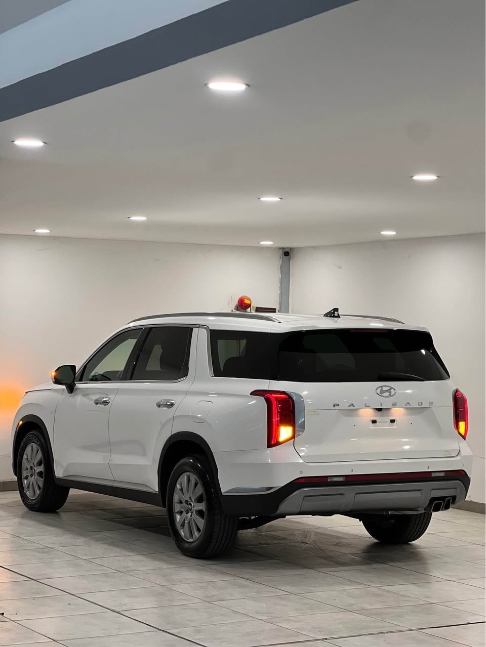 هيونداي بلاسايد  SEL 2024
‏Hyundai Palisade (SEL) 
دخول جديد  داخل لونين  ماشيه 27 ميل 
السيارك كاتى بدون رقم تترقم شمالي دهوك اربيل سليماني
السيارة جاهزة  ما ناقصها مصرف 
مكان السيارة دهوك ،
KM8R2DGEXRU703763
ضرر السيارة : قبغ الصندوك صبغ و جاملغ الخلفي 
بدون دواخل  بدون ايرباك ،  كير و محرك بشرط 
السعر : 264$   ورقة و بيها مجال 
للتواصل :
***********
***********⁩ سميل, دهوك
