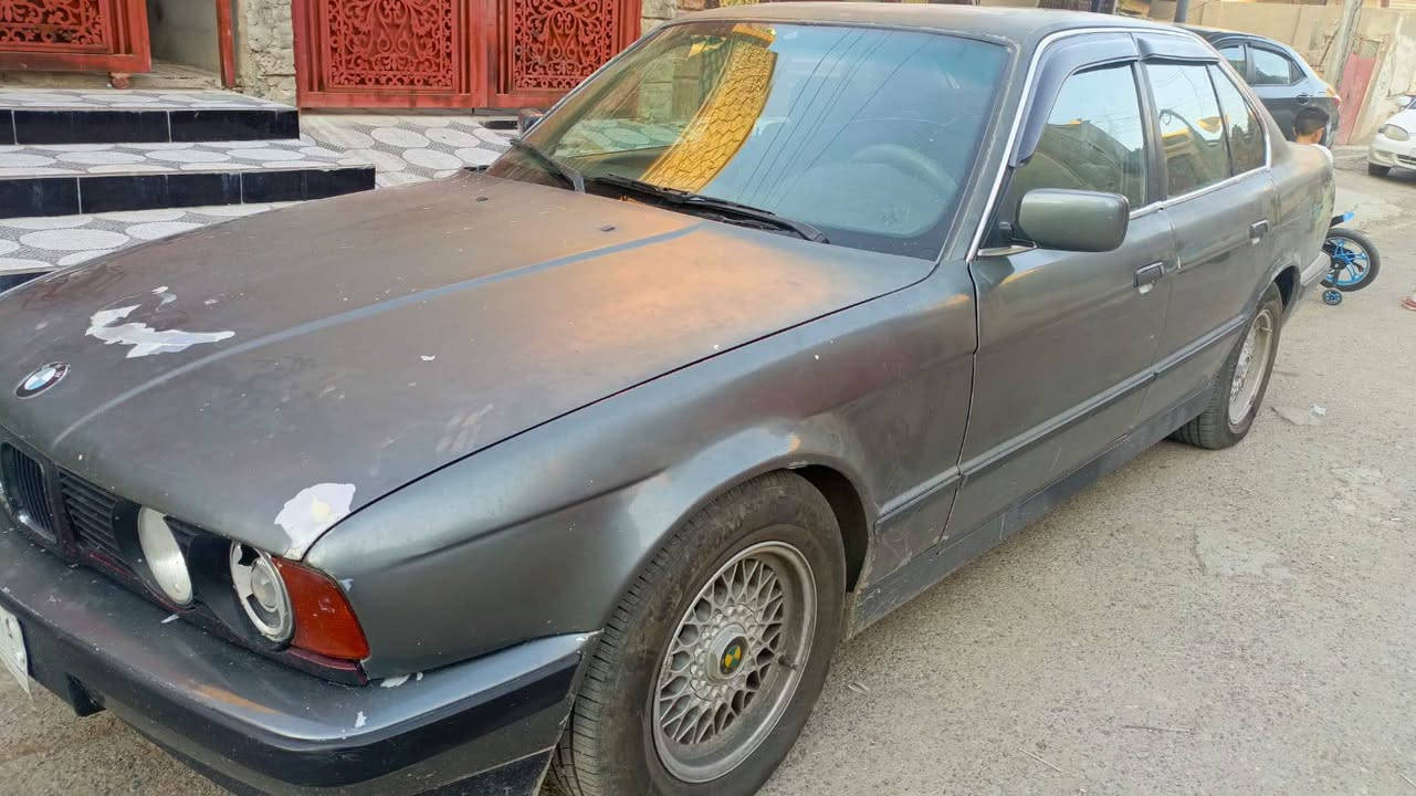 بي ام للبيع
بي ام 525
كير محرك شرط 
موديل 1992
صدر امامي خلفي شرط 
باتري جديد 
تخم تايرات 
تبريد ثلج 
مشروع وطني بسمي 
للستفسار اكثر الاتصال على هذه الرقم ***********
