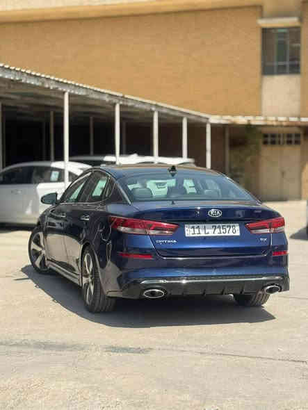 كيا اوبتيما 2020 EX وارد امريكي للبيع
رقم بغداد الإنكليزي باسمي

✅ حادثها فقط: الجاملغ الخلفي، والجاملغ الأمامي صار بيه طخة وصبغته.
بدون ايرباك ولا شواصي و لادواخل
✅ مكينة 1600 توربو بدون دوانز ولا تنقص واقتصاديه كلش التفويله تمشي 750 كيلو تقريبا ، كير دبل كلج DCT طيارة 7 نمر 
✅ ماشيه 106 ألف كيلو.

المواصفات:
 • فوول 1/1
 • بصمة تشغيل + بصمة أبواب أمامية
 • إنارة ترحيبية عند الاقتراب
 • رادار أمامي + خلفي
 • مانع اصطدام أمامي + حساسات خلفية
 • سياقة آلية بالازدحام + قيادة آلية بالطرق الخارجية 
 • نظام تتبع المسار + نظام تنبيه عند الخروج من المسار+ سياقه الايه ب الستيرن
 • حساس تنبيه بالمرايا (نقطة عمياء) + إشارة بالمرايا
 • المرايا قلاب عند الرجوع للخلف
 • كشنات جلد + كهربائية (اثنينهن) مع خزن ميموري
 • تدفئة وتبريد بالكشنات
 • شاشة كبيرة مع GPS (خرائط بلادي) + تدعم كاربلاي
 • نظام صوت هارمن كاردن 9 سماعات
 • سايد بريك بصمة + أوتو هواد
 • تدفئة ستيرن
 • 3 وضعيات قيادة
 • إنارة داخلية LED 8 ألوان تتغير من الدشبول
 • صندوق ذكي يفتح عند الاقتراب
 • دواخل خشب صاج ملكي
 • كروز كونترول
 • شاشة أعطال ذكية
 • جامة السايق والسكن أوتو
 • كاميرا خلفية دوارة
 • شحن لاسلكي للتلفون
 • مخارج USB + جداحة + قطعتين تبريد خلفية
 • تبريد ثلج ( تبريد منفصل للراكب عن السايق)
 • بانوراما على طول القمارة
 • مرايا الوسطيه تعتيم أوتو
•فول تحكم ستيرن جهتين
. بيهه بارد بخشم البنيد وباب السايق بالحافه مالته
بغداد البنوك
***********
السعر ١٥٧ ورقه✅
