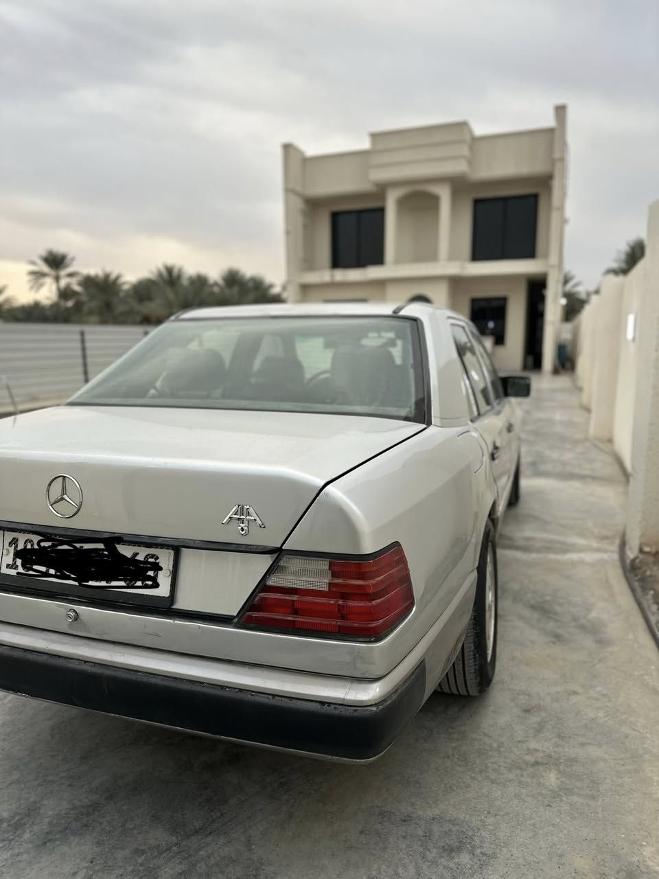 من رخصه الادمن العزيز
سلام عليكم اخوان

مارسدس دب موديل 1988رقم بابل  💁🏻إنكليزي تحويل مباشر

مصبوغه عام جماليه بلاضربه قويه ❤️

مكينه بلاديه قبق اسود جاهزه من كولشي 🤝

سلايت شغال 

تبريد

حداديه

تخم تاير

غرفه جديده نيلي جلدكهربائي

كهربائيات كلها شغاله

جام الأمامي كهربائي

السياره مصلحه جديد متعوب عليها 

السعر 64❤️❤️ مجال للشراي✌️

 أي استفسار بخصوص السعر 👉*********** 👉مكاني كربلاء غير متواجد ع الخاص فقط اتصال👉
