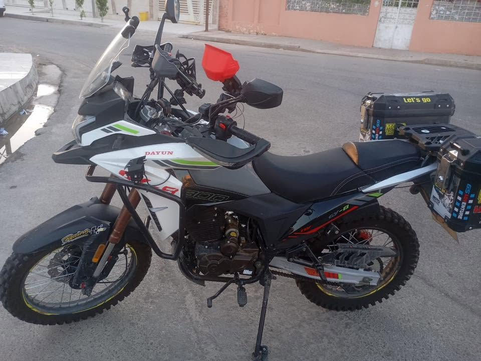 ادفنجر للبيع محرك 300cc دراجه صفر موديل 2026  سعرها ٣ ملاين و ٢٠٠ و بيها مجال حك جيتك دراجه مرقم رقم اربيل تحويل ثاني يوم او وكاله ما بيها اي عيب و اوصوليه، مكلف بل نشر رقم صاحب الدراجه رقم الواتساب ***********
