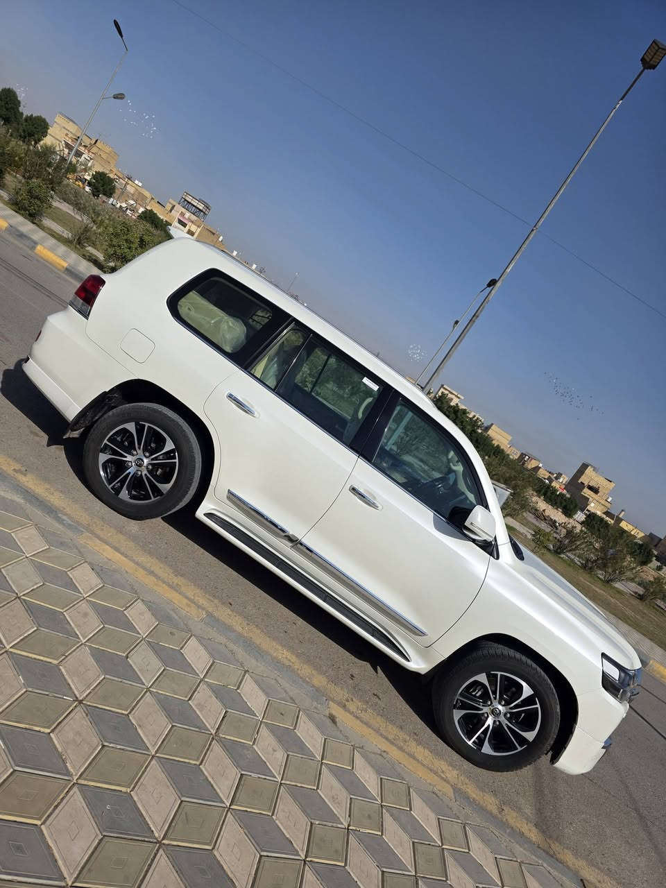 السلام عليكم❤️
السلام عليكم❤️
للبيع لاندكروز موديل 2021 مكفولة كفالة عامة
الفئة(GxR) وكالة شركة ساز باب اول بريم كراند تورنك تنفس طبيعي محرك (8) سلندر (4600)
رقم سليمانيه
سنويه للـ 2030
باسمي تحويل مباشر
المسافه المقطوعه 61 الف قابل للزياده
المواصفات:
فتحة سقف سلايت
جنطة كهرباء
تحكم سترين جهتين
كراسي كهرباء 
3 قطعة تبريد
بصمة تشغيل عن بعد
الدخول ذكي
حساس خلفي
حساس امامي
شاشة امامية
مثبت سرعة
زراك لايت
ويل كب حجم 20 كروم
لايت زنون عالي + ناصي
تخم تاير جديد
دبل ماوس
ثلاجة داخلية  
مغلفه ppf كل السياره ضمان 10 سنوات بالتغليف
مكان السياره ميسان العماره
للاستفسار 
***********
