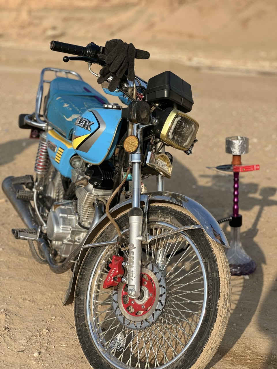 أسلام عليکم
موطور للبيع 
شركه فول 
موديل 23 باب اول 
الون أزق مميز 
برغي ما تصرف علي 
السعر 620 وبي مجال
خبر وادلل
***********
المكان /الشركاط الجميله
