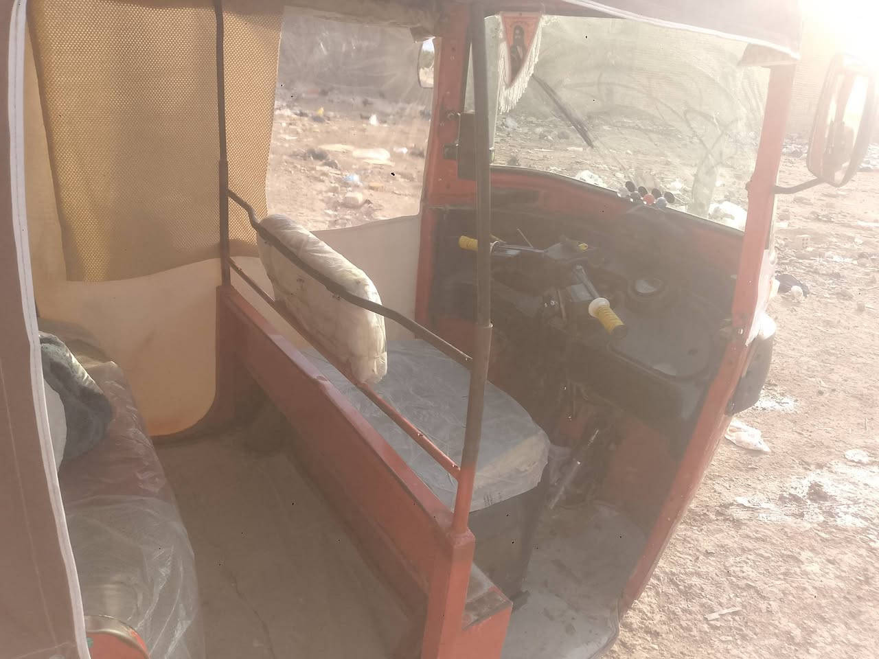 سلام عليكم تكتك للبيع
موديل 2017 شهر 10
مكينة 20 اوراق اصولي نضافة فول 
مكان سياحي سعر 3 ملاين  وبها مجال متوفر واتساب ***********
