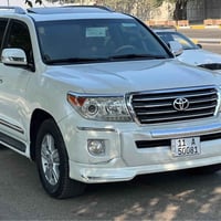 مكلف ب النشر  لاندكروز 2013  بريم  فول مواصفات  كفاله عامه شر  مغلفه p...