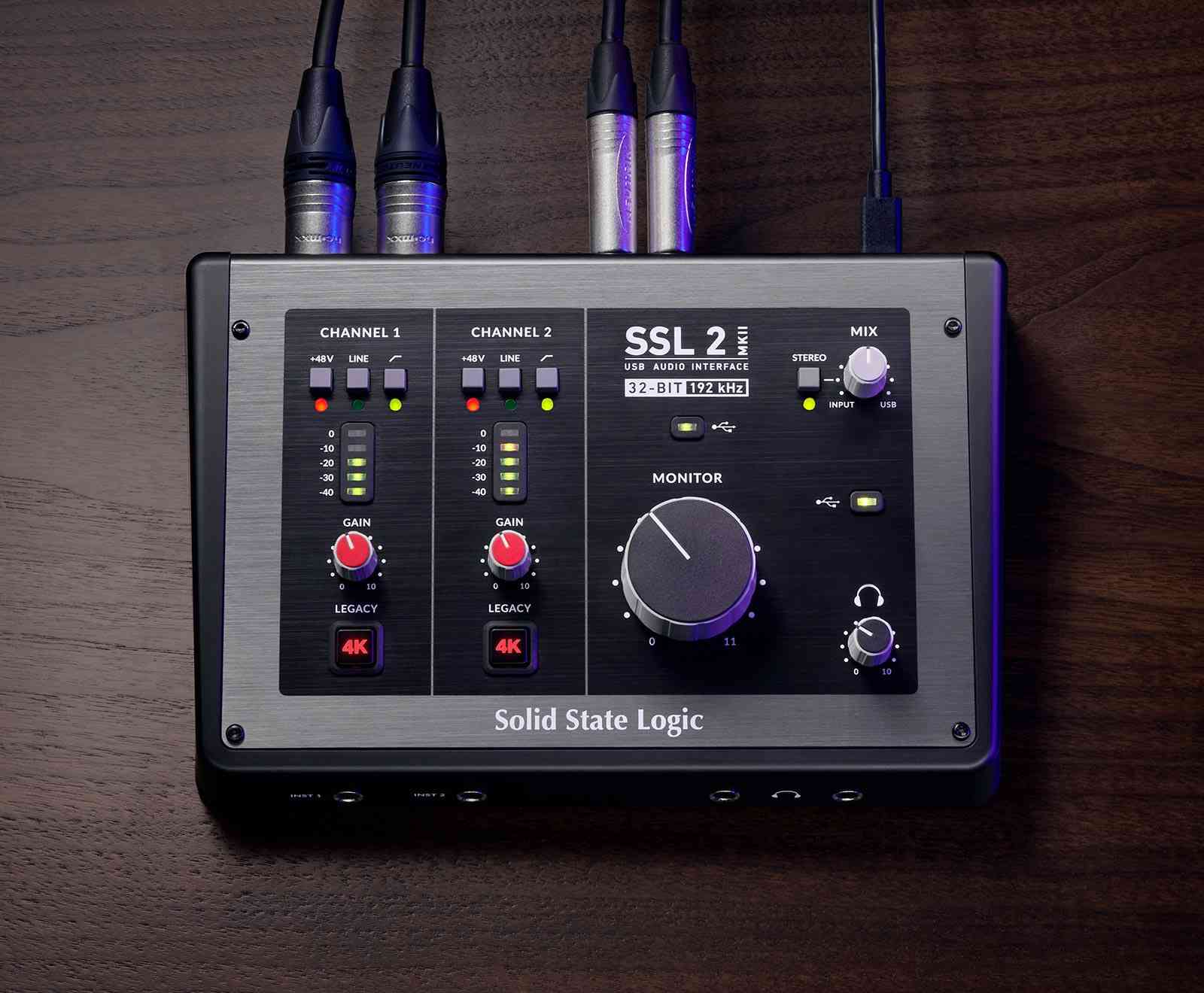 ستوديو متكامل للبيع وغراضه كلها اصليه الله شاهد ونضيفه جداً جداً
حاسبة دسكتوب كوراي 7 
كارت صوت فاست تراك صول 
كارت صوت ssl2 
مايك نويمن 49 
سبيكرات جلينيك 
كيبورد ميدي 
ستاند سبيكرات 
ستاند مايك 
درع للمايك ( عازل للصوت ) 
للتواصل والاستفسار المراسه خاص او الاتصال على الرقم 
***********
