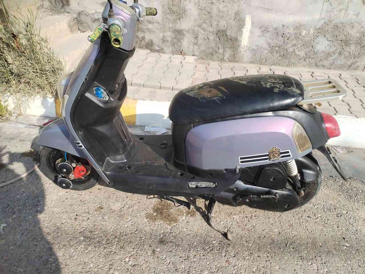 السلام عليكم للبيع ماطور بوليسي سرعه 120 الك الفحص السعر 500قفل الشراي يتصل ويدلل***********
