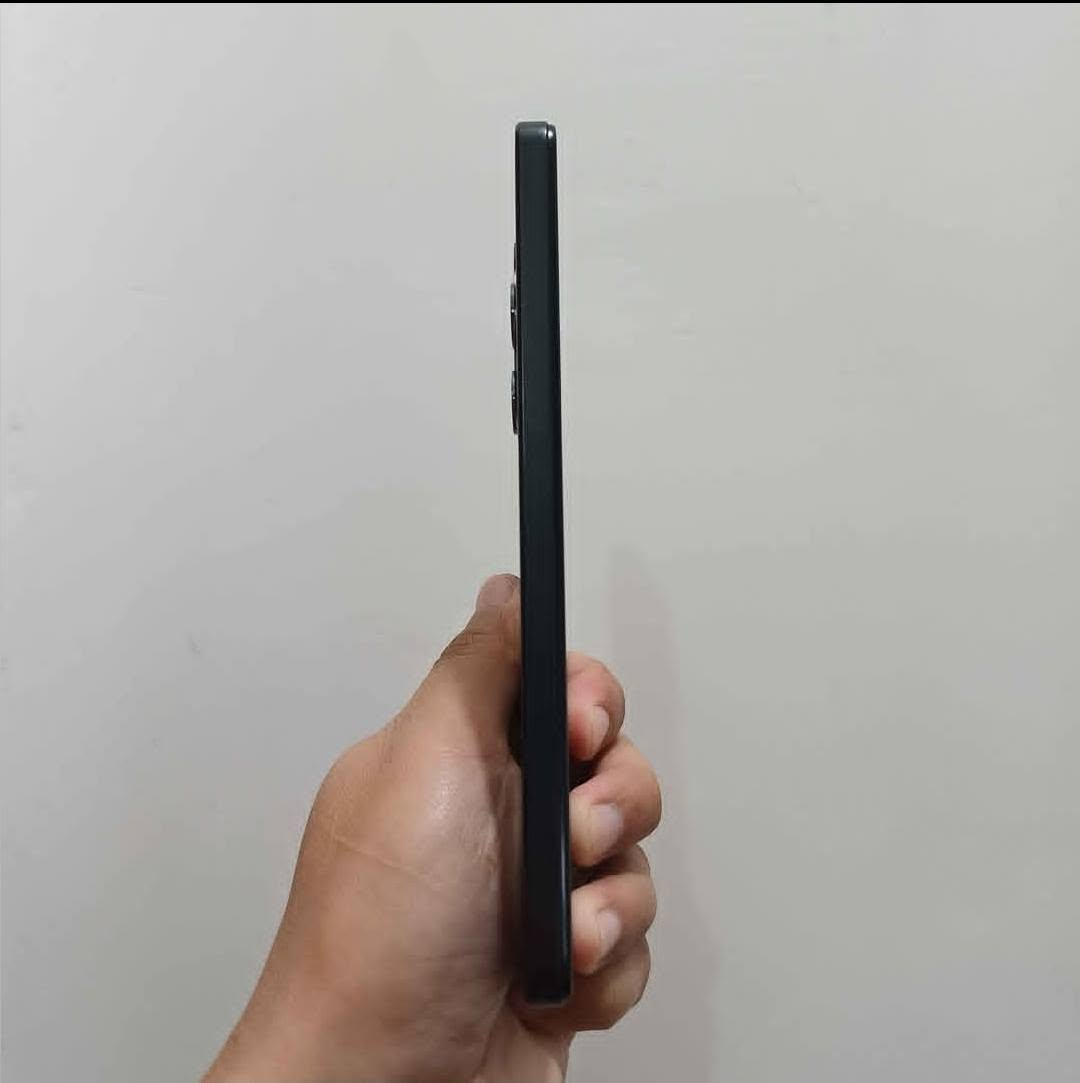 بوكو 𓂀X5 5g

            ذاكرة 𓂀256  
    
                كامل ملحقات 𓂀
        
                              السعر 230  𓂀


**إذا كنت صاحب هذا الإعلان وتريد حذفه لأي سبب، رجاءا أرسل رسالة إلى الدعم الفني**