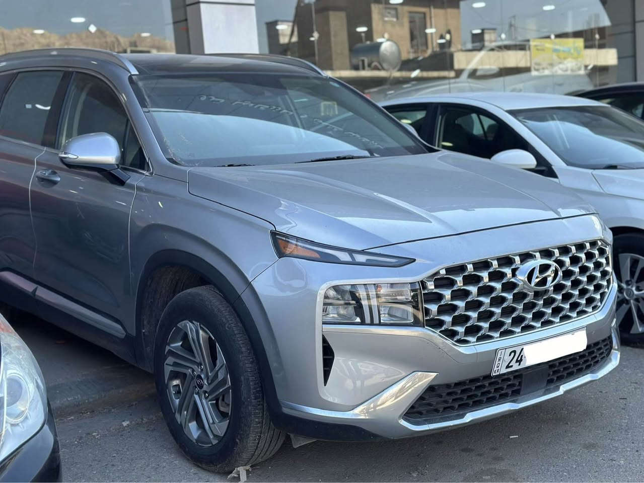 سنتافي موديل2023 ماصوفات فول فول كوشن جلد كوشن هيتر كوشن تبريد كوشن مساج كوشن خزن شاشه الكتروني و تحكم شاشه مزن  پينج كاميره پشت و پيش حساس و رادار ويل كروم و په رده 

ضرر : صبغ قطعه ك و بوستك ده رگه هي بي داخلي و بي يرباك رقم جاهز گيرو مه كينه شه رت به ر و رادار شريكه 

*********** اكر, نينوى
