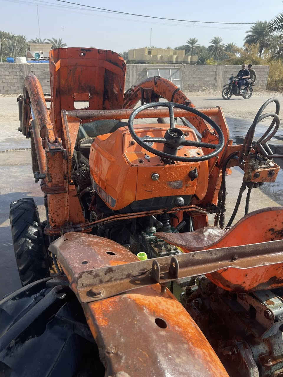 السلام عليكم
كابوته
موديل84 
مكينه خير من الله 
وياهه كيله ورباشه فقط
العنوان
واسط الصويرة

الاستفسار
***********
