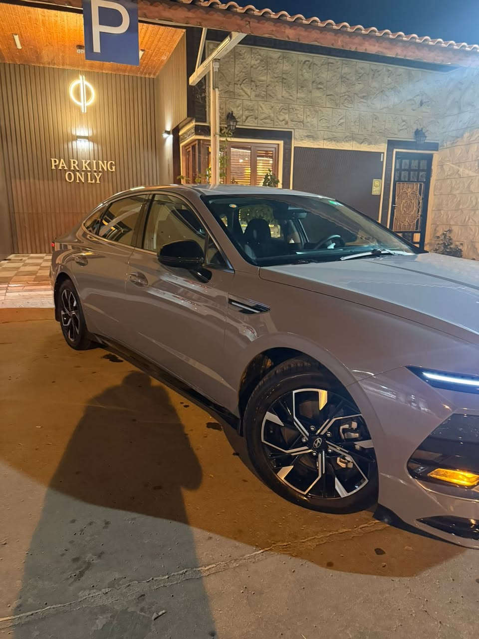 السلام عليكم
للبيع فقط سوناتا 2024 شكل جديد
2.5L حجم محرك
الضرر جاملغ خلفي
السعر  200
كير 8 نمر
بصمة تشغيل وابواب
المقعد الامامي كهربائي  
3وضعيات قيادة
جنطه ذكيه 
لايت لد 
بك لايت لد 
ترحيب
دشبول الكتروني 
شاشه كبيره 
كير تعليك 
اوتو ستوب
اوتو هولد
رادار
نقطة عمياء
رادار خطوط شوارع
فوول تحكم ستيرن

السياره رقم بصره تحويل

ماشيه 20

العنوان البصره
***********
