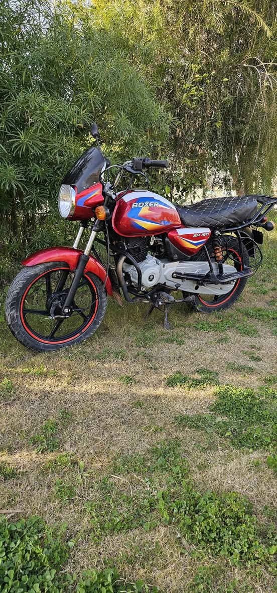 السلام عليكم ورحمة الله
اخوتي دراجه بوكسر للبيع 
موديل 2023
كامله للخير 
اشاير عالي ناصي كله شغال 
دراجه ع ايدي 
ديالى المقداديه 
رقم الهاتف ***********
لسعر،،  950 

للعلم اوراقه سحب
