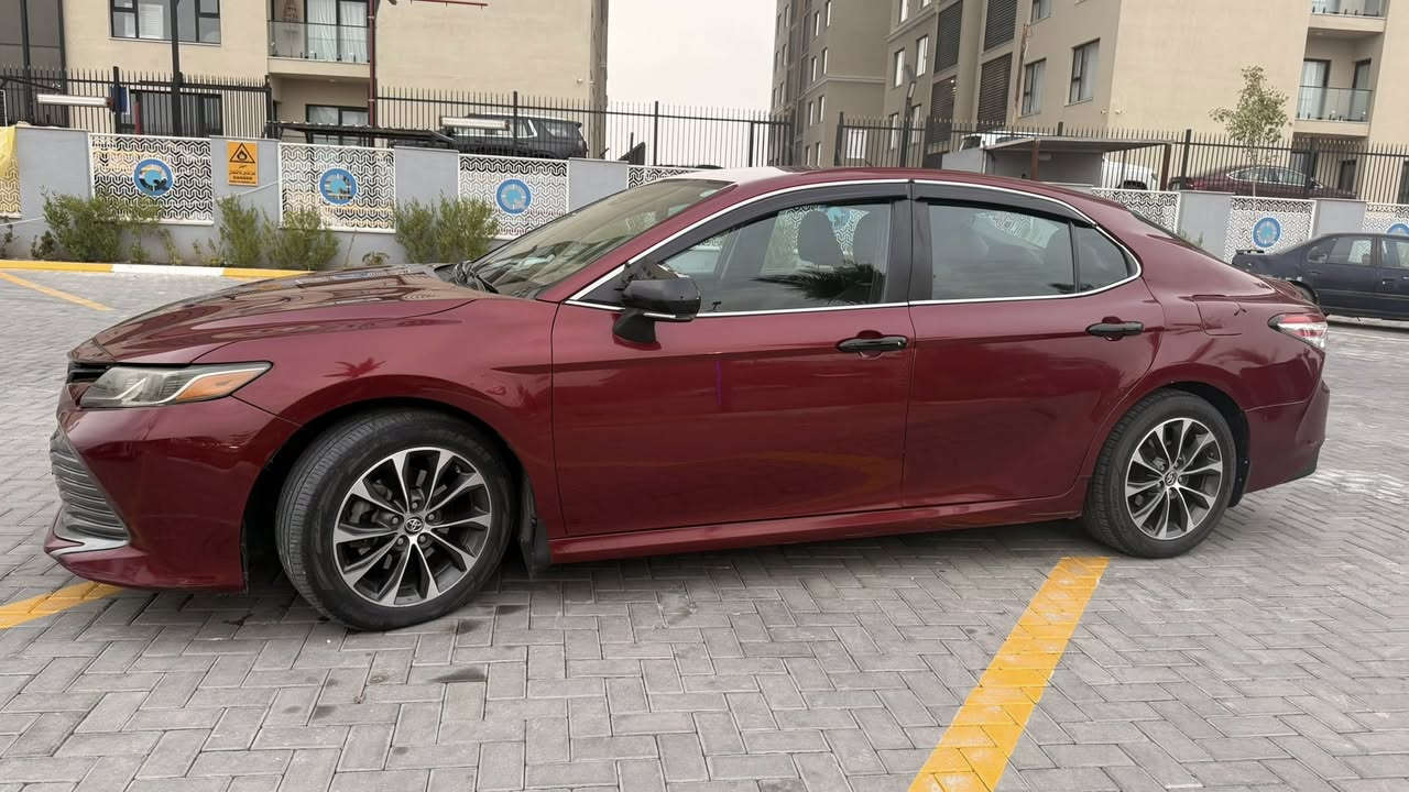 سلام عليكم عندي كامري للبيع
وارد امريكي
بصمه
ابواب بصمه
شاشه 
تحكم ستيرن
كشنات جلد
كرسي كهرباء
رقم اربيل 
موديل 2020
ماشيه 82
السياره بأسمي تحويل ثاني يوم
حادث موضوح كدامك بالصور ثلاث قطع خلفيه بدون صندوق
السياره مصلحه وجاهزه
مكانها بغداد حي الحسين
***********
***********
سعرها 180وبيه مجال
