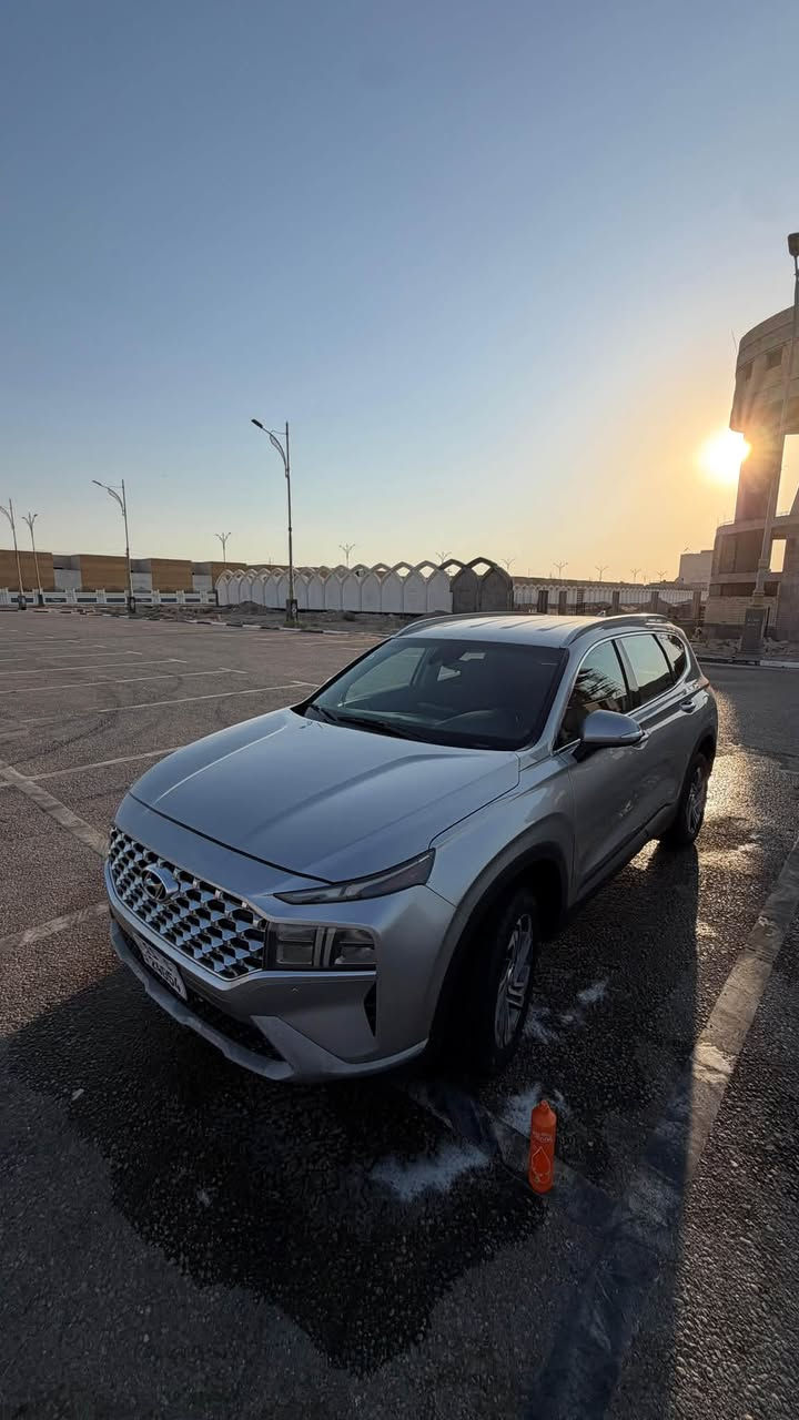 هونداي سنتافي 2023 رقم بغداد  فول عده البنراما  حادث چاملغ وبنيد السعر 178$ الشراي يتصل *********** مكانه كربلاء
