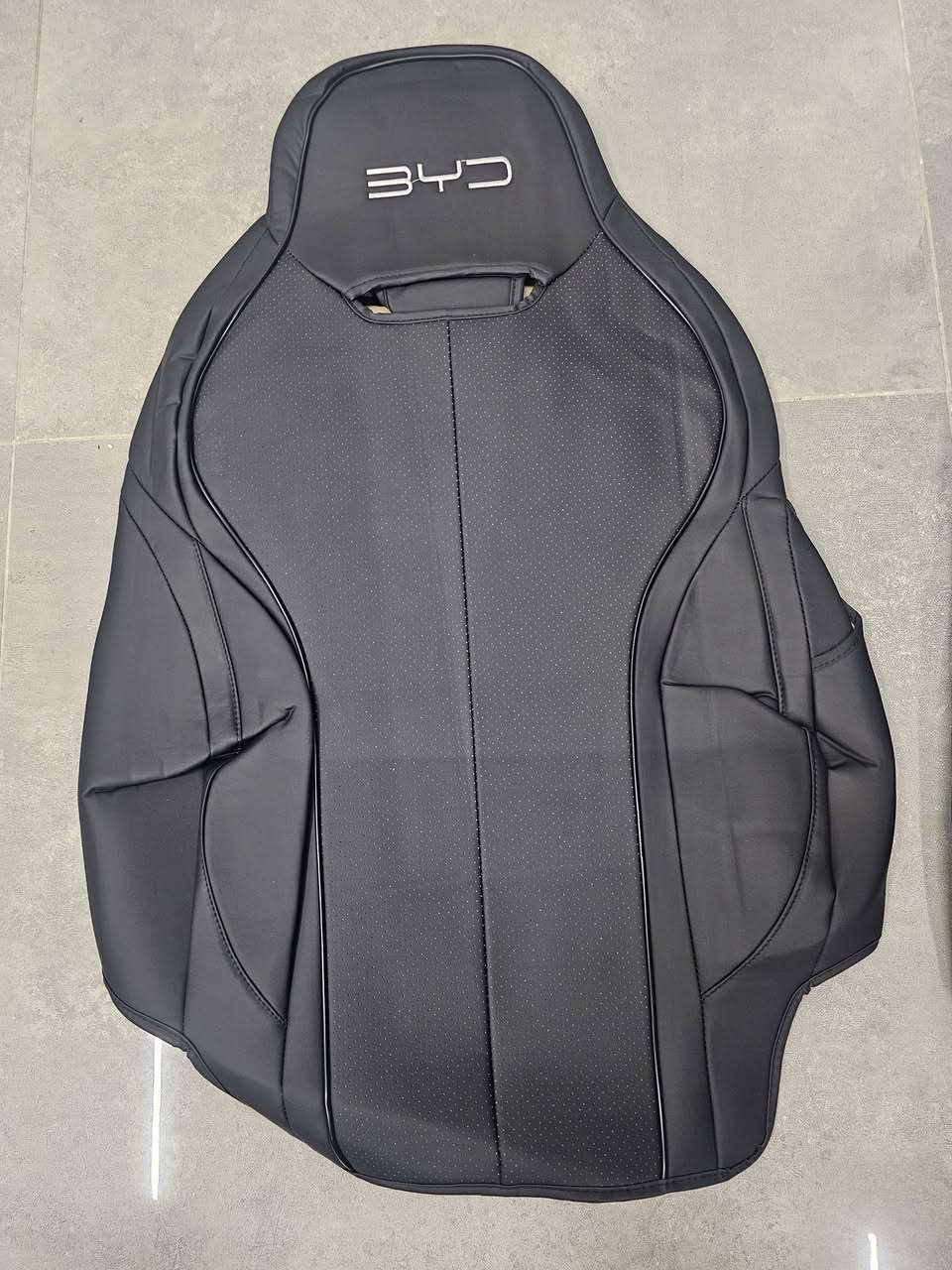 دوشەمە بیلادي مال BYD 
Song plus
qin plus
destroyer  05
seal 05

whatsapp  ***********
