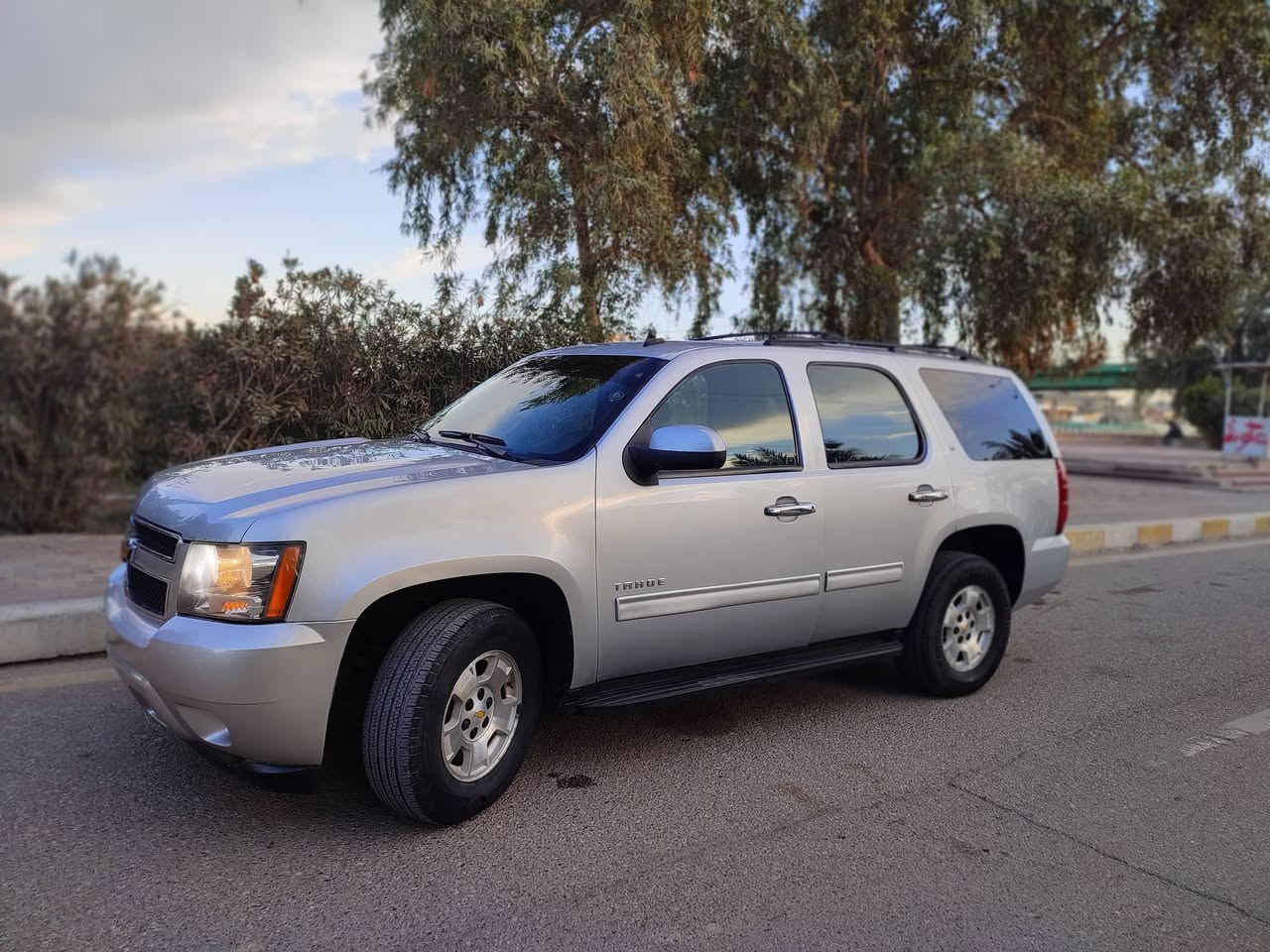 تاهو ادوات ادوات 2013
السيارة جاهزة 
بيها نص جاملغ صبغ فقط 
السيارة مكفولة من الگص والسرقة والانتربول والعشاير
للاستفسار الاتصال على الرقمين
***********
***********
