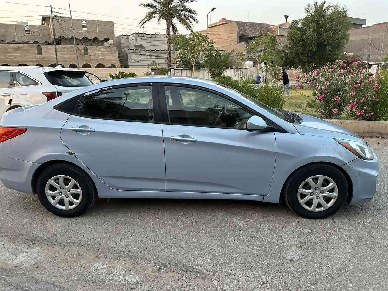 وارد امريكي
بدون حادث 
مكينه 1600 
كير ومكينه كفاله 
ماشيه 126 ميل 
السعر 85$ وبيهة مجال بسيط
رقم بغداد باسمي 
مكاني واسط العزيزيه 
 ***********
***********
