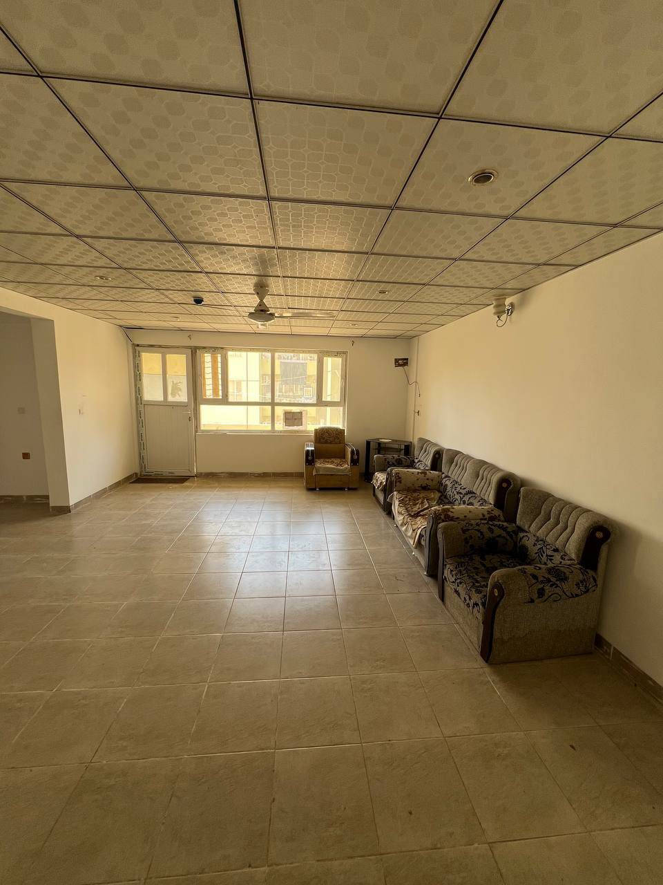 شقة    للبيع في اربيل مجمع شاهان ستي
المساحة ١٢٨ متر 
عدد الغرف ٢
حمام 
صالة  كبير مع بالكون
مطبخ مع بالكون
مصاعد 
المجمع مخدوم وكامل الخدمات سكيورتي جامع مدارس عربية وروضة أطفال 
موقع المجمع طريق كسنزان جنب ألعاب مجدي لاند على شارع ١٥٠ متري 
للتواصل 📞
***********
***********
***********
**************
في حال لم يتوافق العقار مع رغبتكم او لم يكن بقدر امكانيتكم زوروا موقعنا على تلكرام للتصفح على اكثر عدد من العقارات المتوفرة 
https://t.me/muhemenalkhalid
3دفاتر و85ورقة
