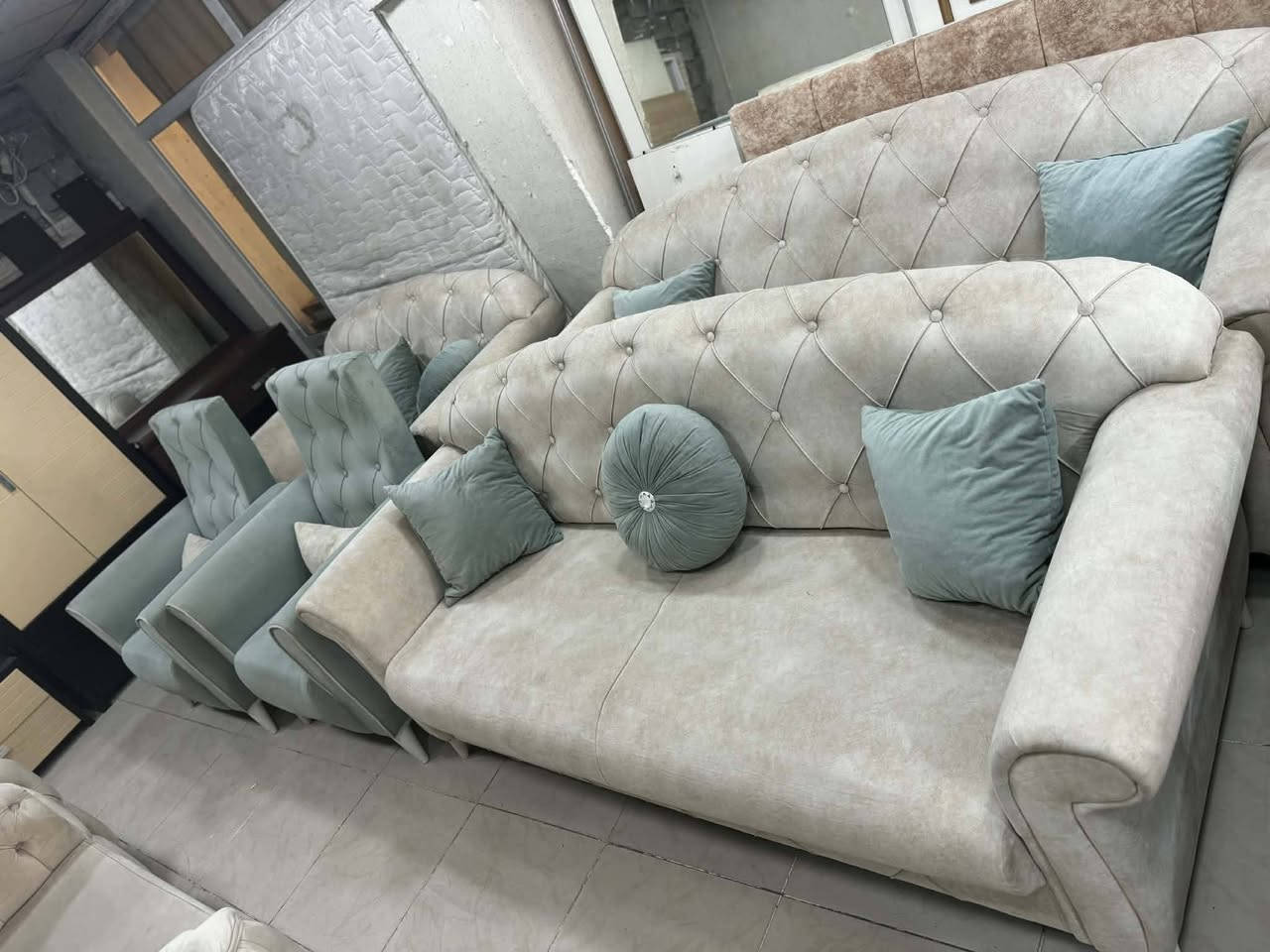 ديوان وتخم تركي مستعمل اخو جديد عنوانه واسط الصويره تقاطع سيد ربيع للتواصل والاستفسار اكثر مراسله صفحتنا واهلا بكم


**إذا كنت صاحب هذا الإعلان وتريد حذفه لأي سبب، رجاءا أرسل رسالة إلى الدعم الفني**