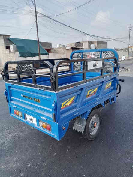 السلام عليكم للبيع ستوته شحن 6 بطاريات الستوته نضيفه السعر مليون ونص المكان موصل حي القدس رقم الموبايل (***********)
