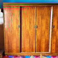 غرفة نوم خشب عراقي توج صاج عراقي السعر 550 وبيها مجال 07738101480