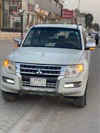 باجيرو موديل 15صدفي حبتور  ماشية144الف محرك كير مكفولات  السيارة بيها ...