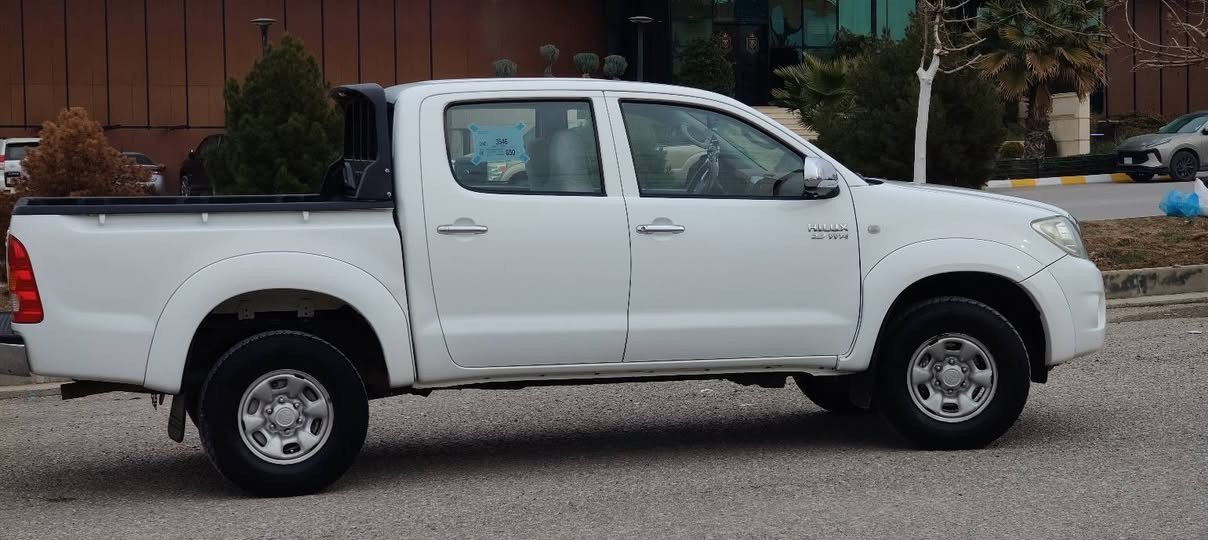 توێتا هایلوکس مودیل ٢٠٠٩ سعودی
ژ.م ***********یان***********
شوێن سلێمانی نرخی ١٧٣گەڵا
مەکینە نەکراوە ٢٣٠هەزار ڕۆشتوە
بێ بۆیاخ نموونەیە لەجوانی بطڵ و ABSو ناوسوور شاشەو کامێرا و زینۆن
هیچ مەسروفی نیە کارەبای و تەبرید و گەرمی و تندوتۆڵی بەشەرت
ڕەقەم و هەزەی تازەیە سەنەوی بەسەرچوە تەحویل بەشەرت السليمانية, العراق
