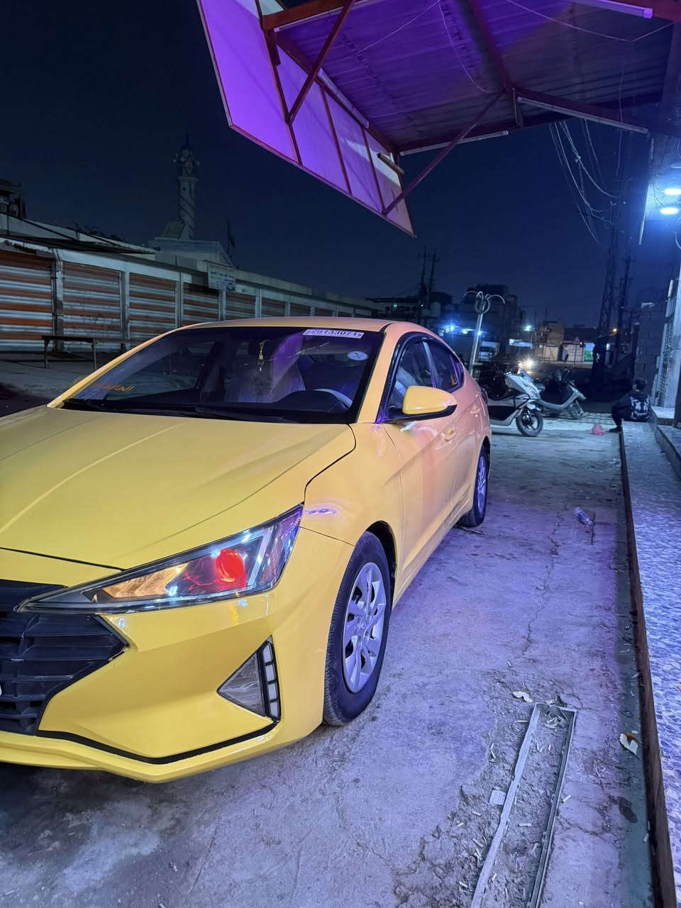 السلام عليكم شباب الانتره مديل 2020
حادثها تبديل بنيد فقط 
وبعراق بيها ضربه ب جاملغ خلفي وقبق جنطه 
سياره مكينه 2000دوش
كير AT
السعر 119 بيها مجال قليل 
رقمي ***********
