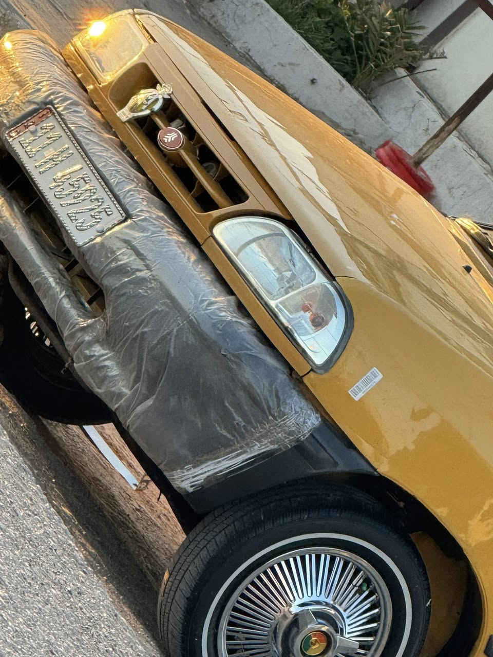 سلام عليكم سايبة البيع موديل ٢٠١٥بدون صبغ بارد الجاملغ فقط السياره جاهزه من كير مكينه صدوره تخم تاير الخط البيض كهربائيات السياره كامله السعر ٣٦وبيه مجال رقم 
***********
