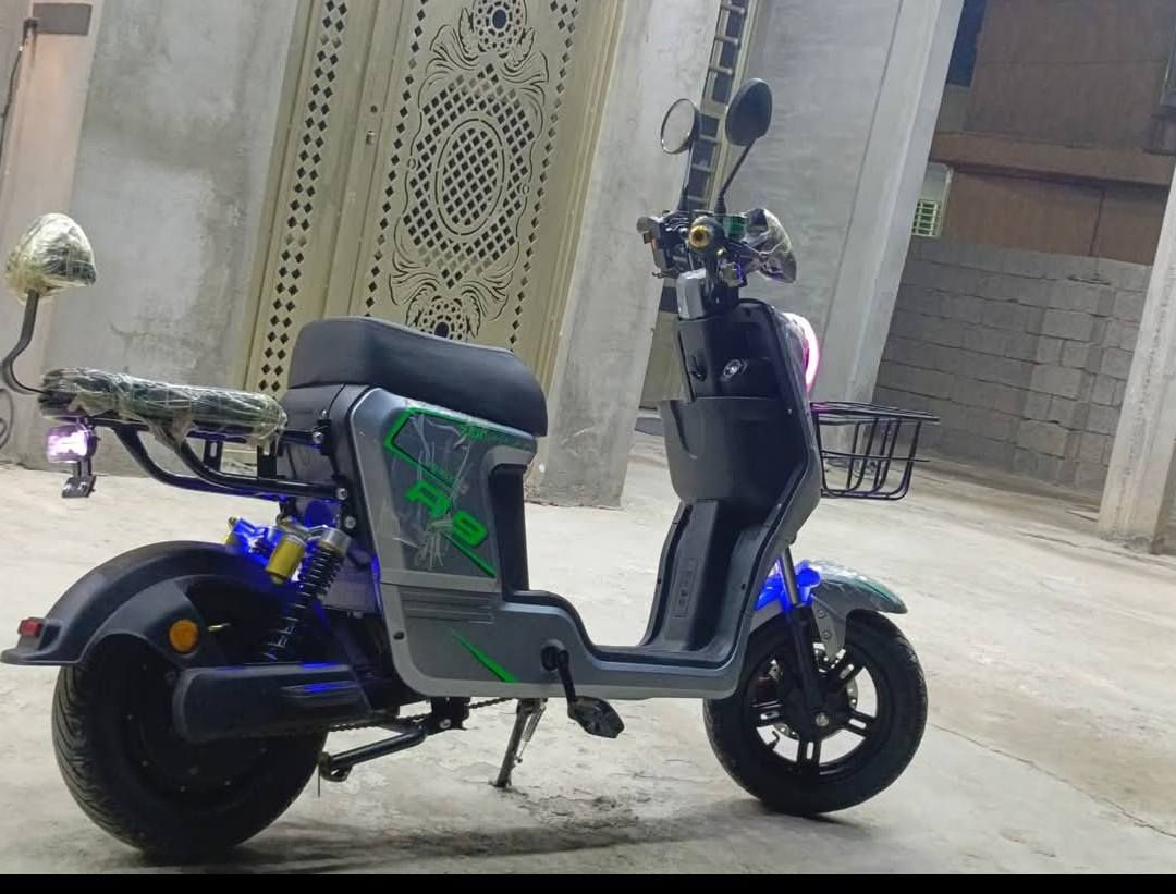 السلام عليكم
ماطور شحن R9
موديل 2026
السرعه 109
5 بطاريات 
4 سرعات 
مكفول كفالة عامه من أي نقص
كهربائيات شغاله 
 نظام التشغيل ـ بصمه ـ كرت ـ سويچ 
فول 1/1
السعر 675
وبيه مجال 
الهاتف/***********
