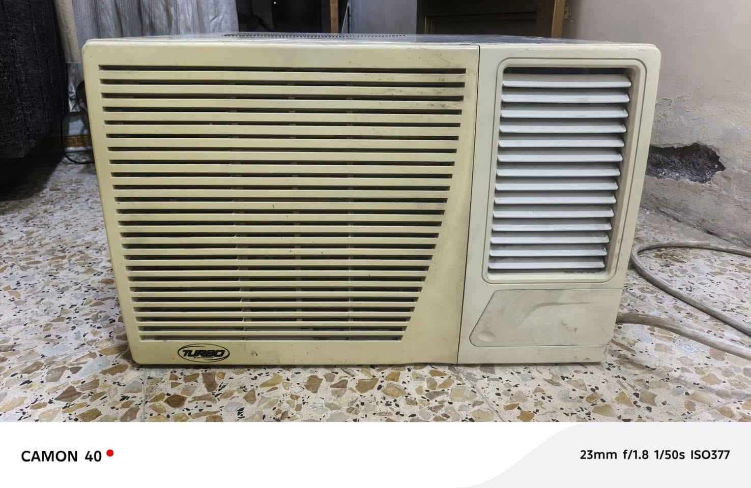 السلام عليكم مكيف للبيع *********** شغال كامل
