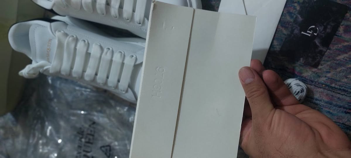 قطعه طلعت بالامزون 
سعرهه ٤٥ 
العنوان حريه دور نواب ضباط


**إذا كنت صاحب هذا الإعلان وتريد حذفه لأي سبب، رجاءا أرسل رسالة إلى الدعم الفني**
