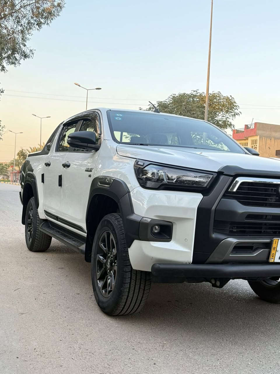 للبيع تويوتا هايلوكس  ادفنجر موديل 2024 
محر6 سلندر 
رقم بغداد تحويل مباشر سنوية 
هزه معابره السنه 
ماشي 45الف فقط
بيها كامرات 360 درجه 
اشارة بالمري كير أوتوماتيك 

سيارة حلوة ونظيفة 
بيها ضربه السونال بالمنشور 
سعرها 347$
مكان الزعفرانيه 

***********
***********
