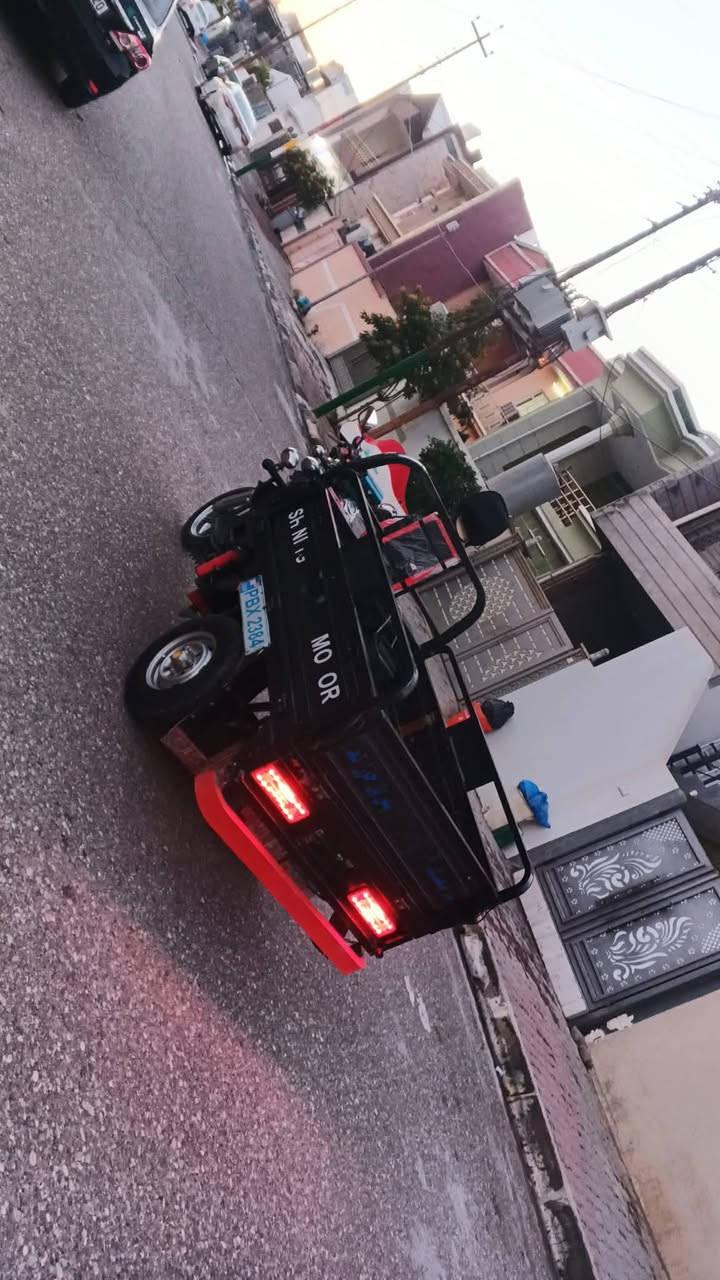 ستوته للبيع موديل 2021 فحل عالي شاخوان

شرط الترقيم بليته بيها وعقد شاخوان وكمرك مدفوع

سعرها مليون و 550 .. يرهم مراوس حسب الاتفاق

‏‪***********‬‏
